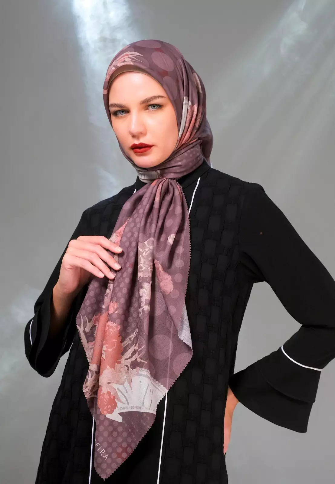 Nessie Printed Scarf | Hijab Kerudung Segi Empat Motif |