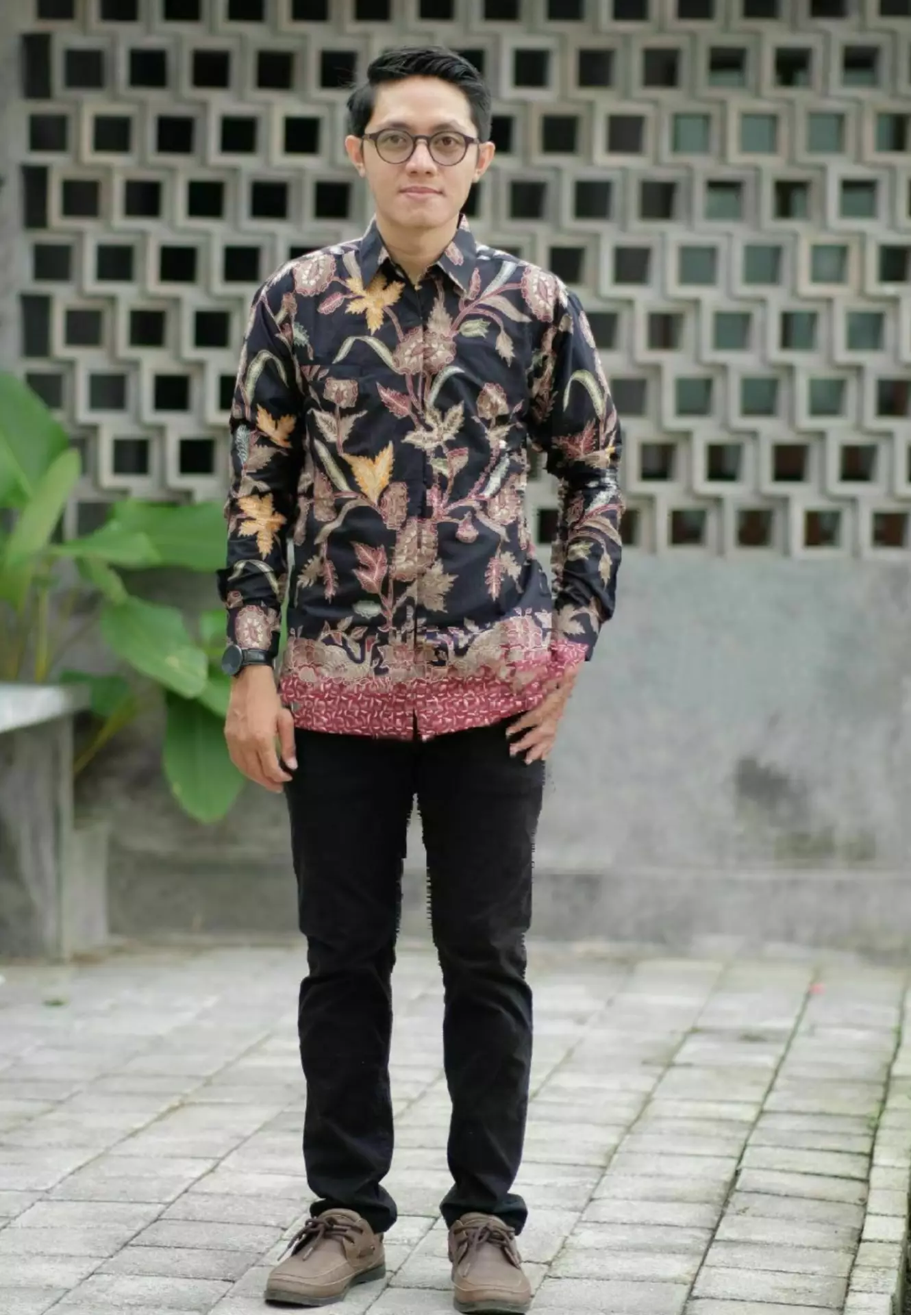 Kembangan Maron Kemeja Batik Pria Premium Slimfit Modern Lengan Panjang B.A