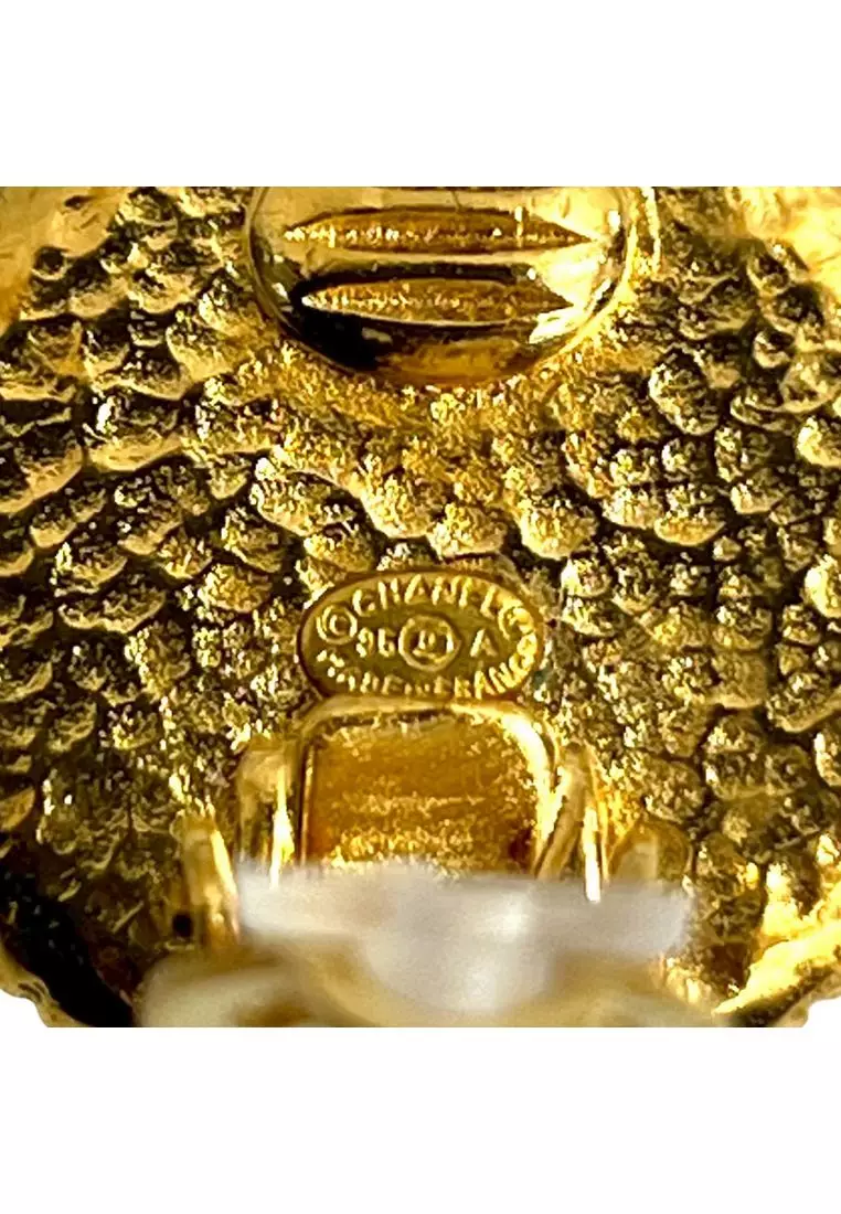 Pre-Loved Chanel Cc Gold Plated Button Clip On Earrings