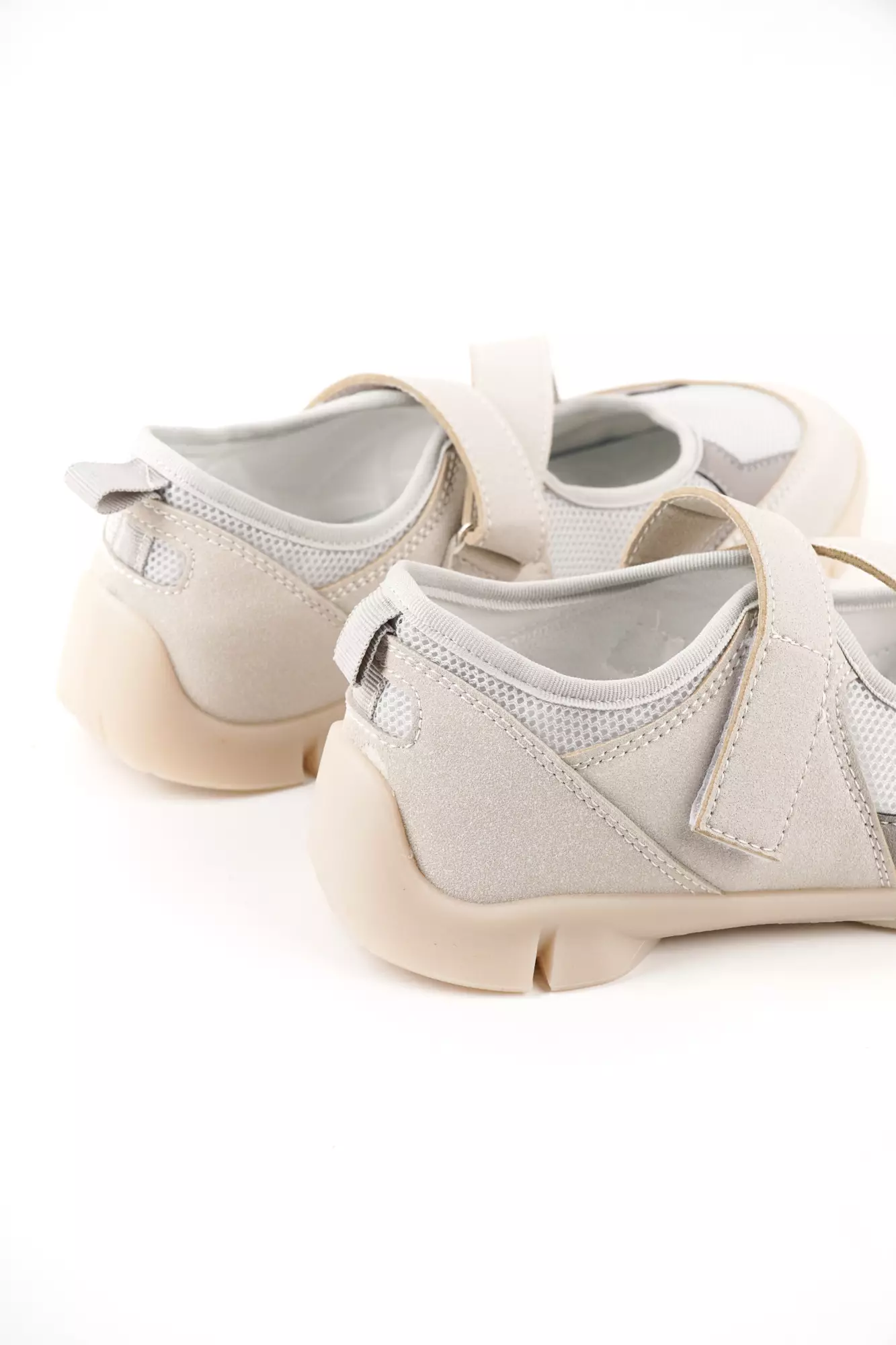 Blow Ama Sneakers Wanita WCBL 0003