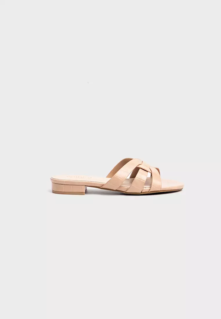 Discount on ALBERTO  shoes - SKU: Women's Casey Flat Sandals