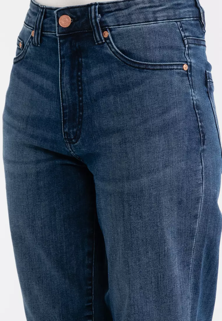 Quantic - Tapered Mom Jeans