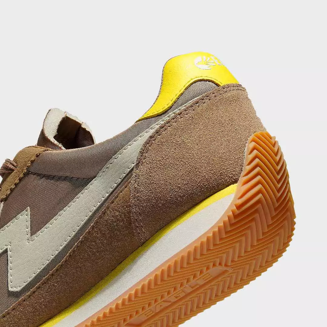 Eagle Sepatu Sneakers Lifestyle Evoke - COKLAT/KUNING