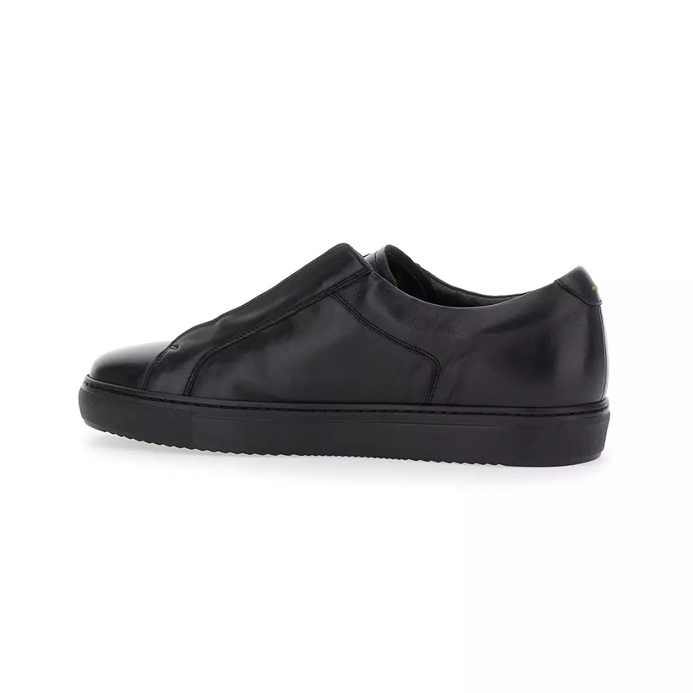 [4.4PRIL KEJUTAN HARGA] Roger Leather Slip On Sneakers All Black