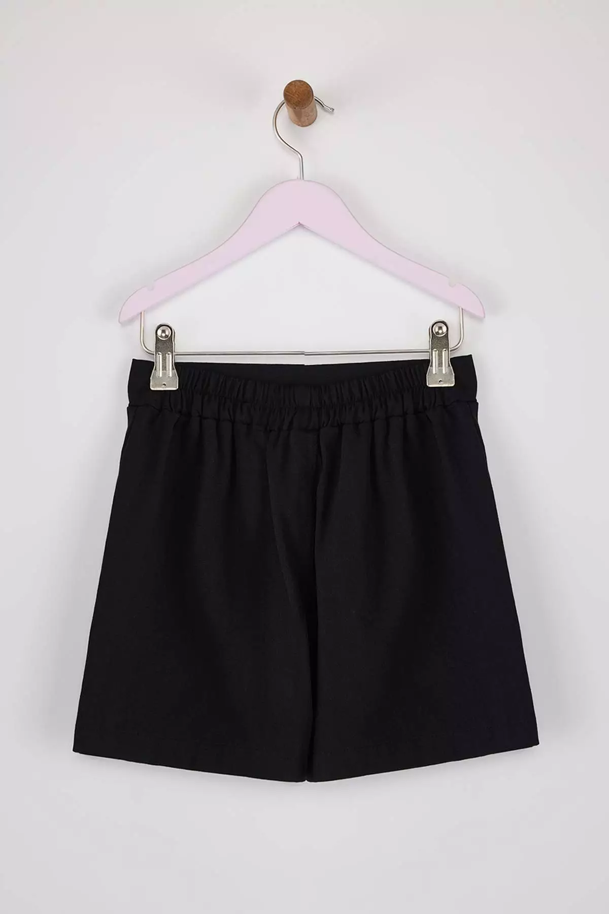 Black Girls Cotton Regular/Regular Fit School Skirt With Knitted Shorts Tkdaw25Et00001