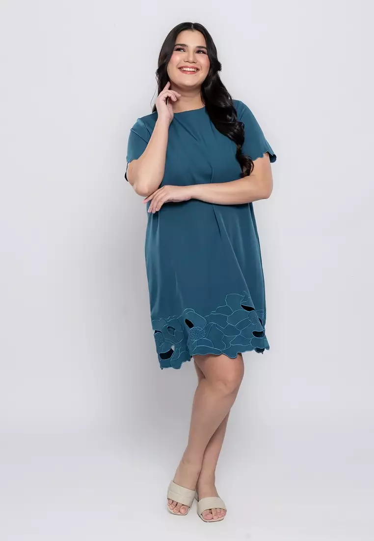 Milly Plus Size Eviannah Embroidered Laser Cut Shift Dress