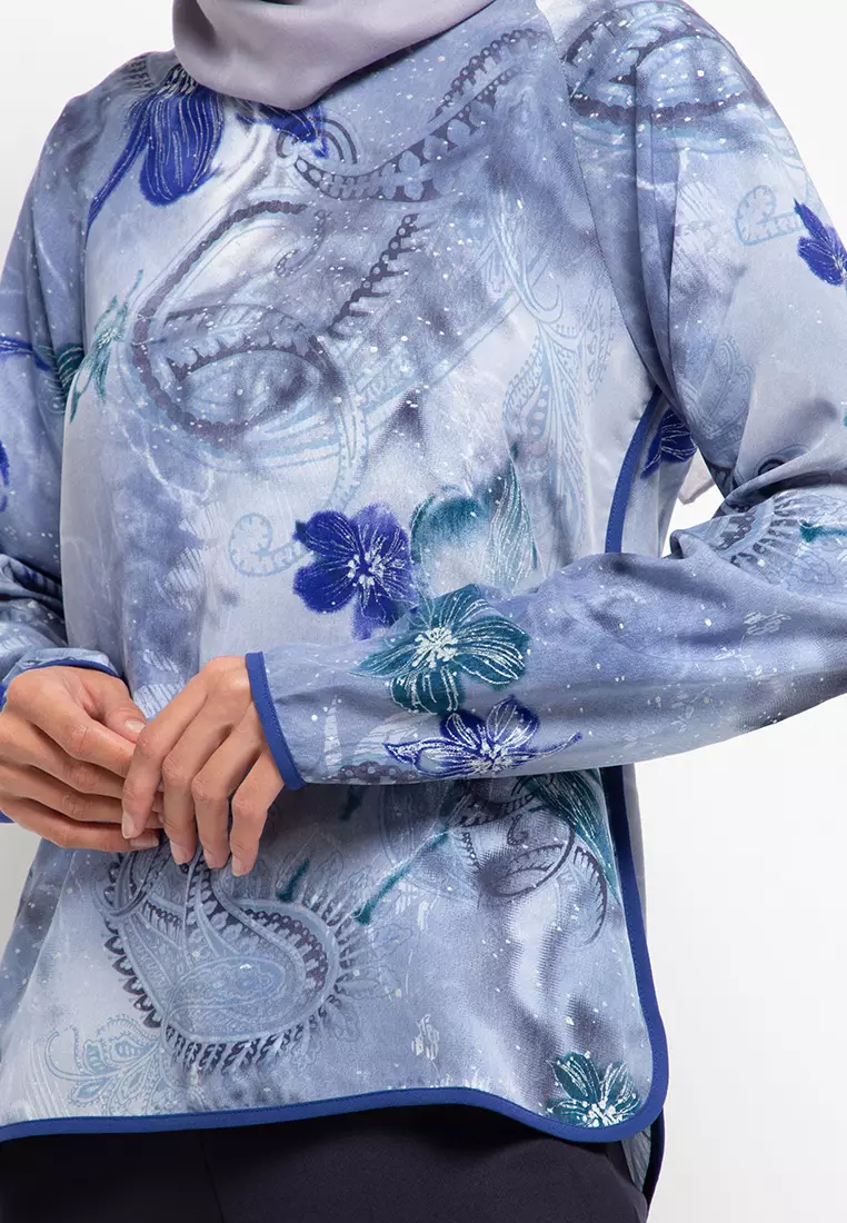 Ciara Blouse In Blue Print