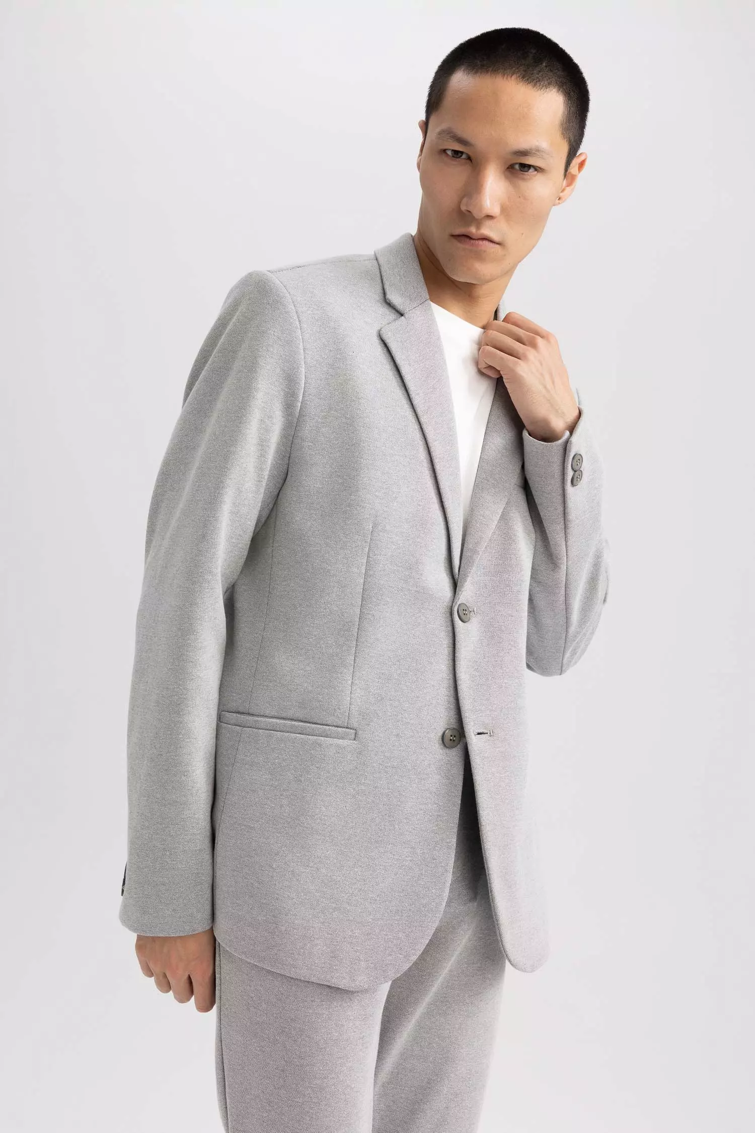 The light hotsell jacket defacto