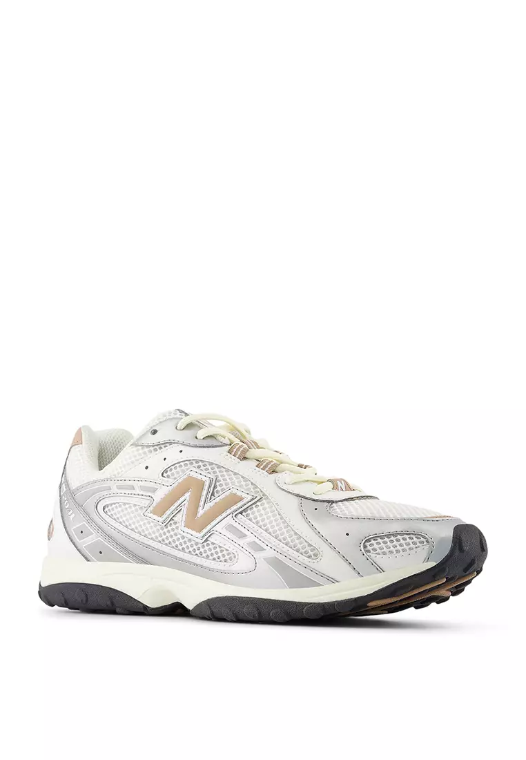 204L Classic Lifestyle Shoes