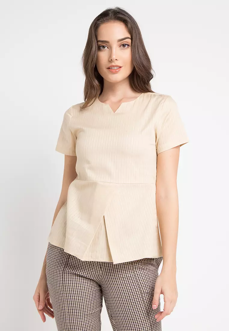 Jeanie Blouse In Light Khaky