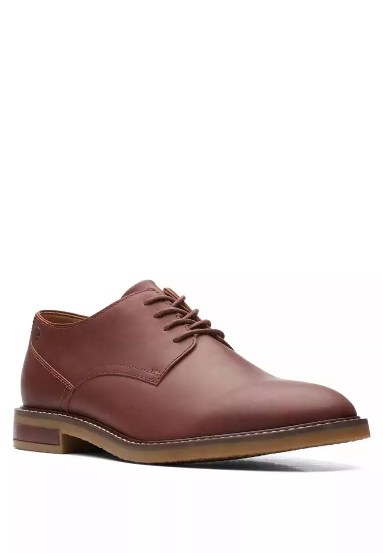 Discount on Clarks  shoes - SKU: Jaxen Low Tan Leather