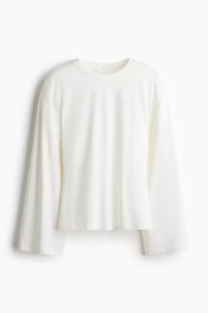 Long-sleeved top