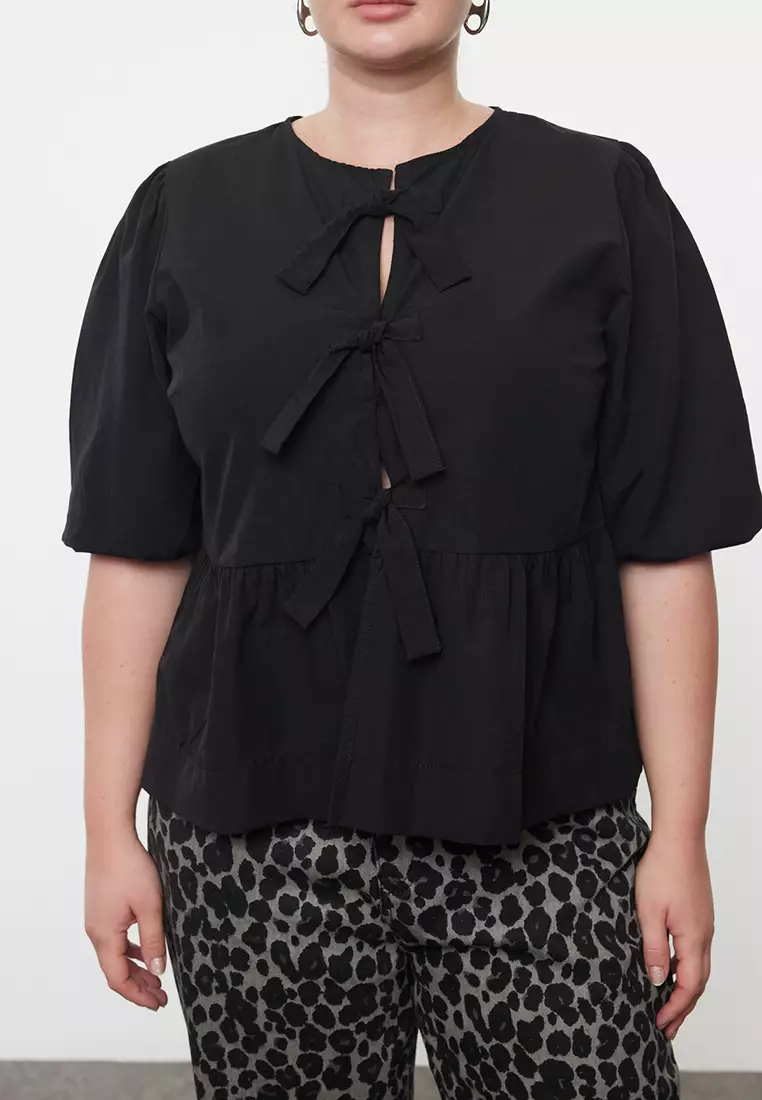 Lacing Detailed Blouse