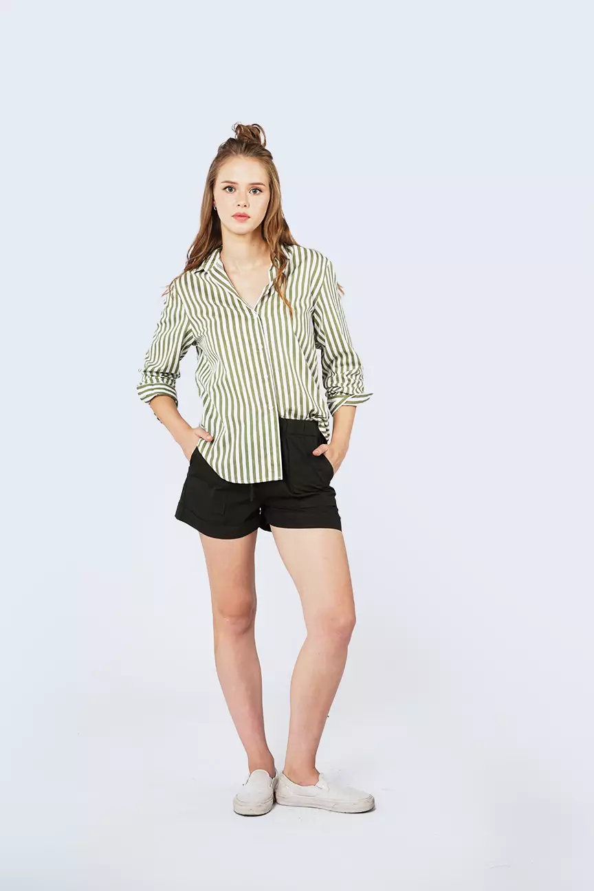 Kemeja Wanita Svea White Green