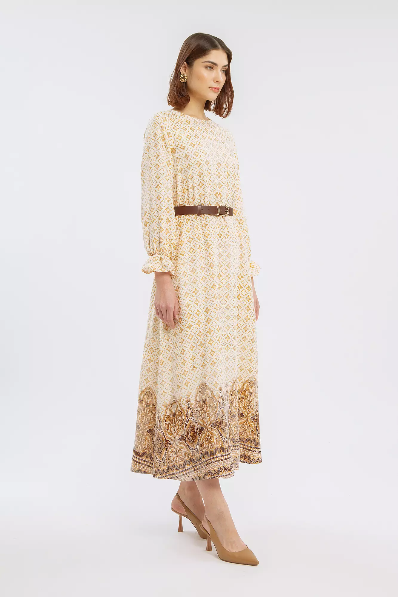 Minimal Samira Dress Beige