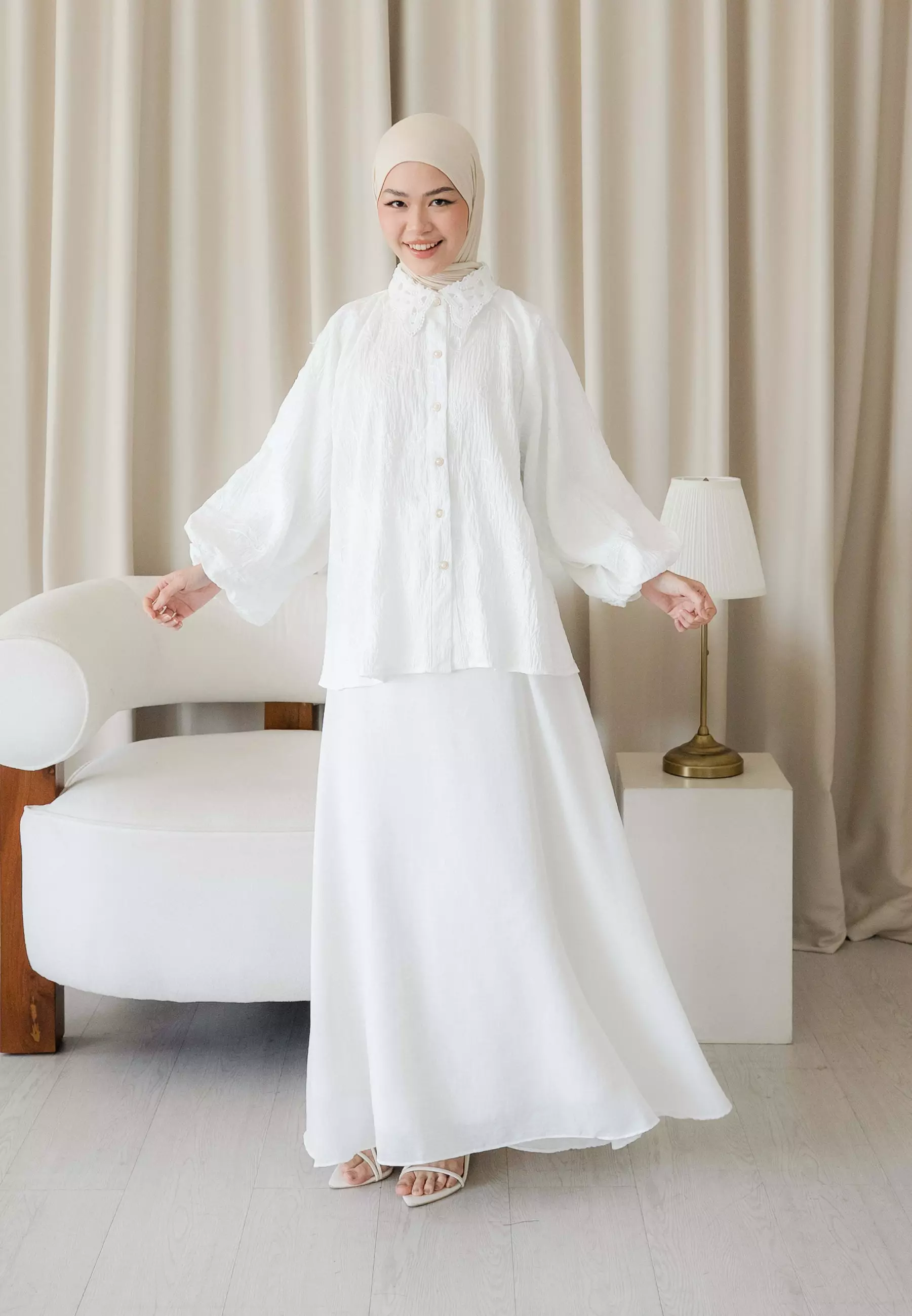 Daisy One Set - White