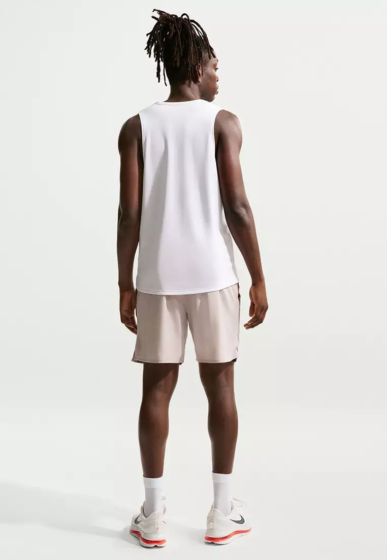 Dri-FIT Challenger Men's 18cm (approx.) Unlined Versatile Shorts