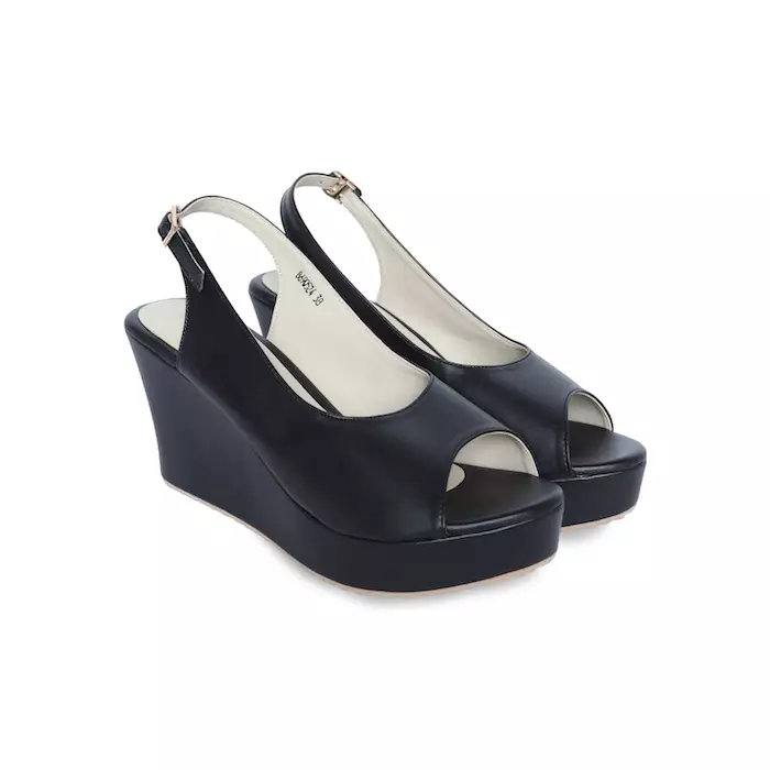 Maura Wedges Black