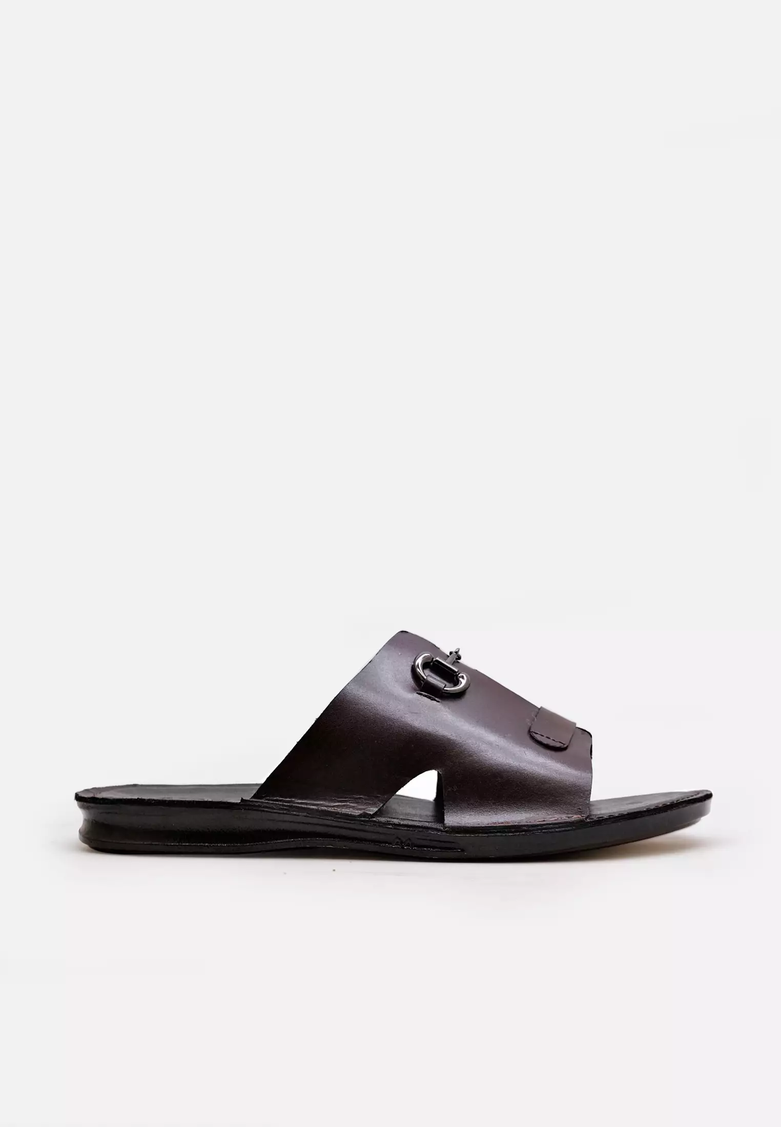 Fausta Sandal Pria Guinine Leather Slip On - Brown