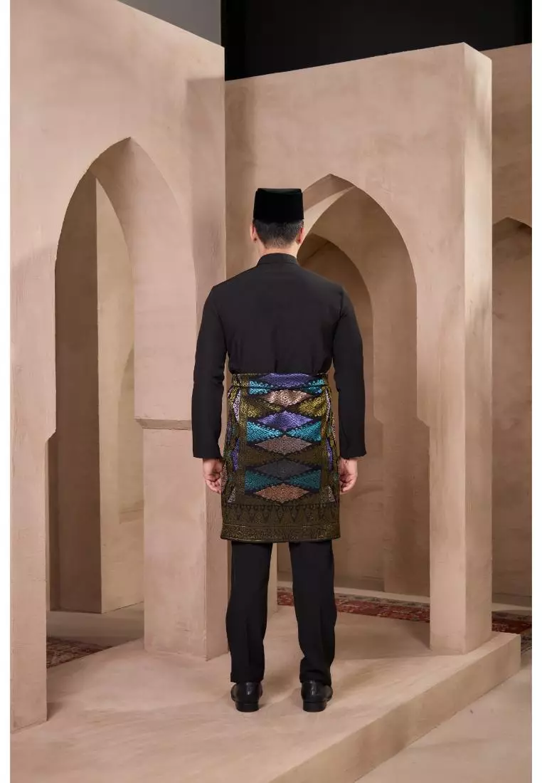 Baju Melayu Mahkota