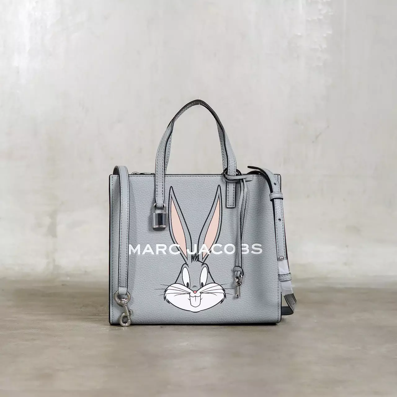 Tas MARC JACOBS X BUGS BUNNY LOCK GREY TOTE BAG 100% ORIGINAL