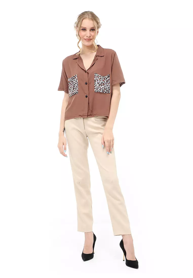 Holly Atasan Kasual Kemeja Wanita 2 Kantong Lengan Pendek Material Rayon ORIGINAL - Brown
