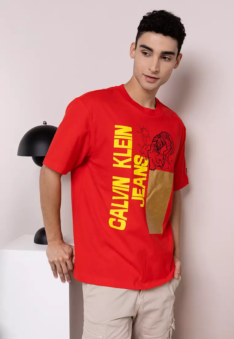 calvin klein red t shirt