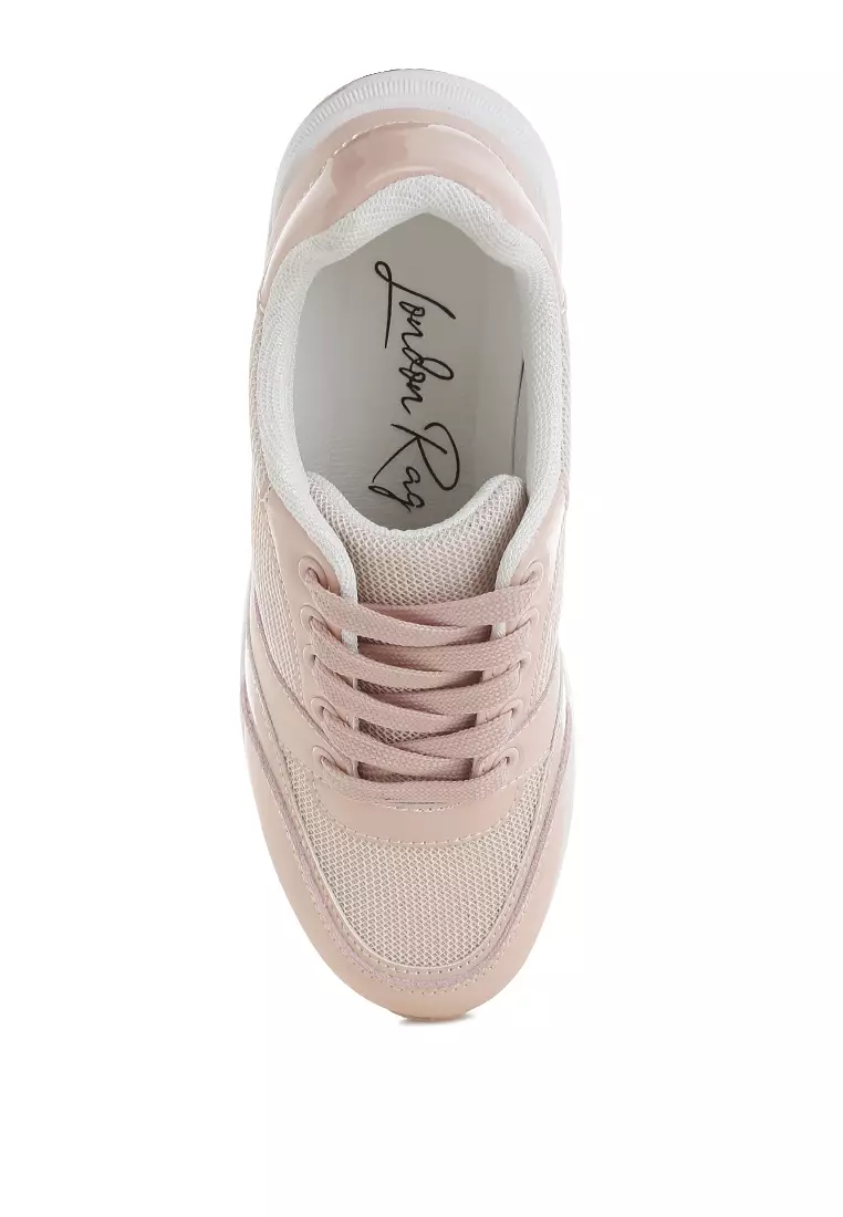 Sepatu Kets Bertali Chunky Mesh Warna Pink