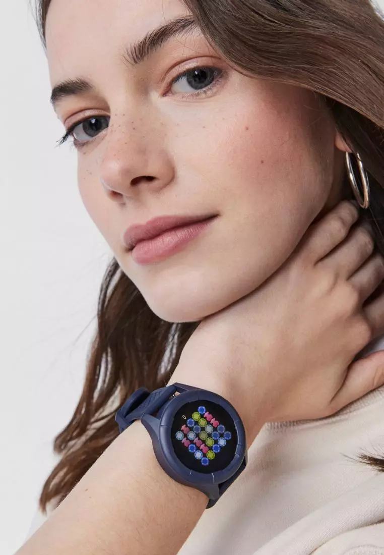 Tous TOUS Smarteen Connect Watch with Blue Silicone Strap 2024 | Buy Tous  Online | ZALORA Hong Kong