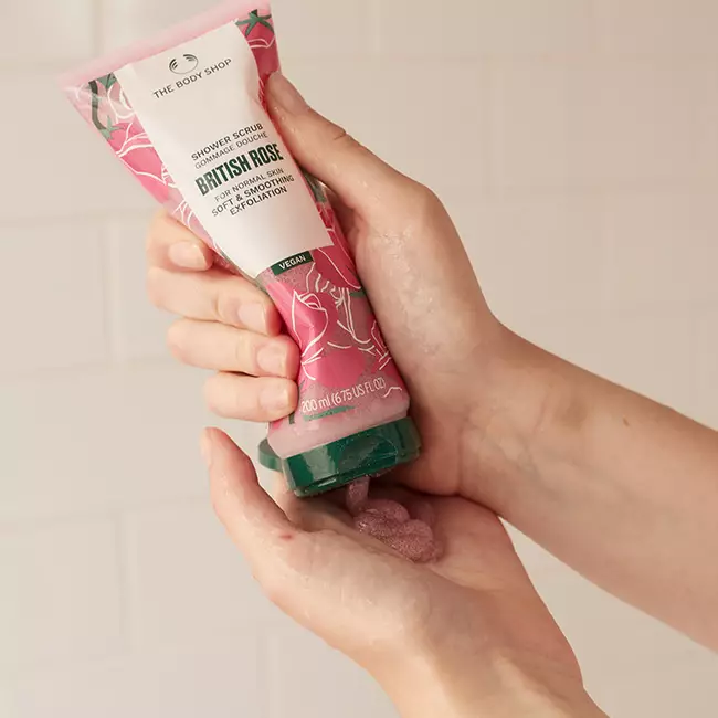 British Rose Shower Scrub 200ml