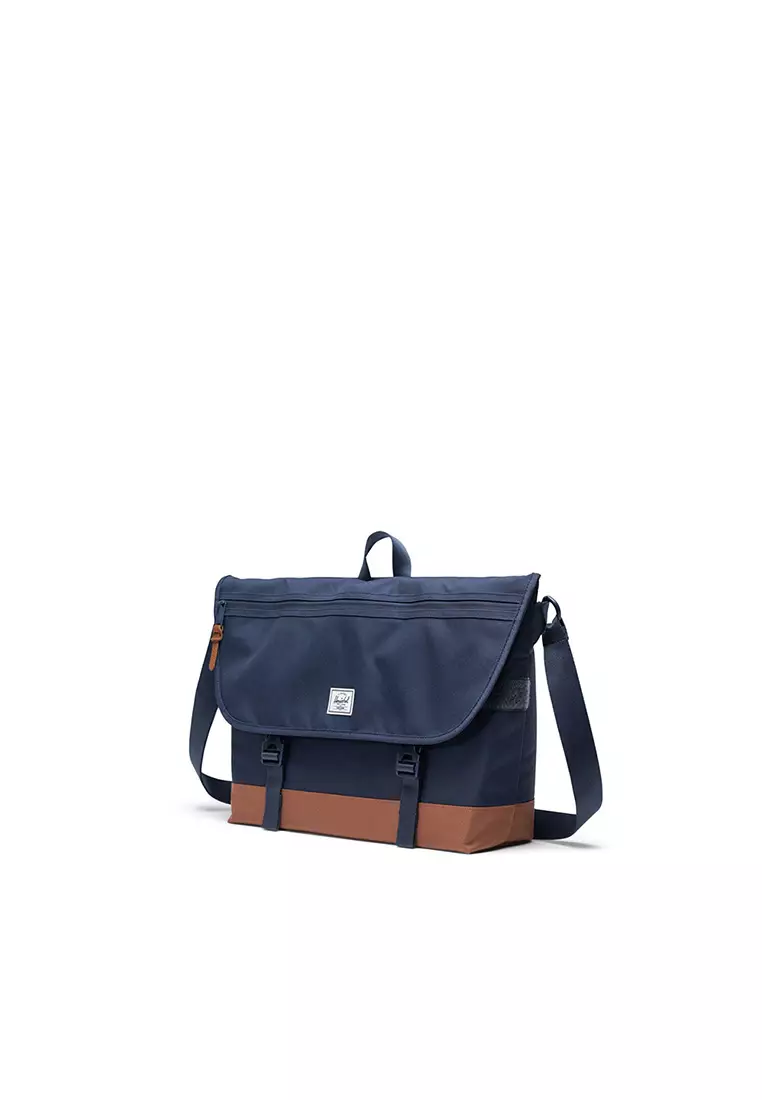 Cove Messenger 22,5L Bags - Navy/Saddle Brown