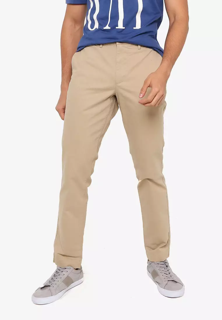 V-Essential Khaki Slim Fit