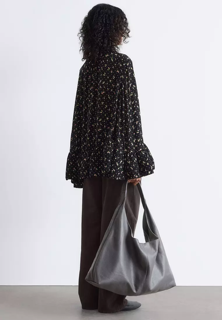 Frilled Stand-Collar Blouse