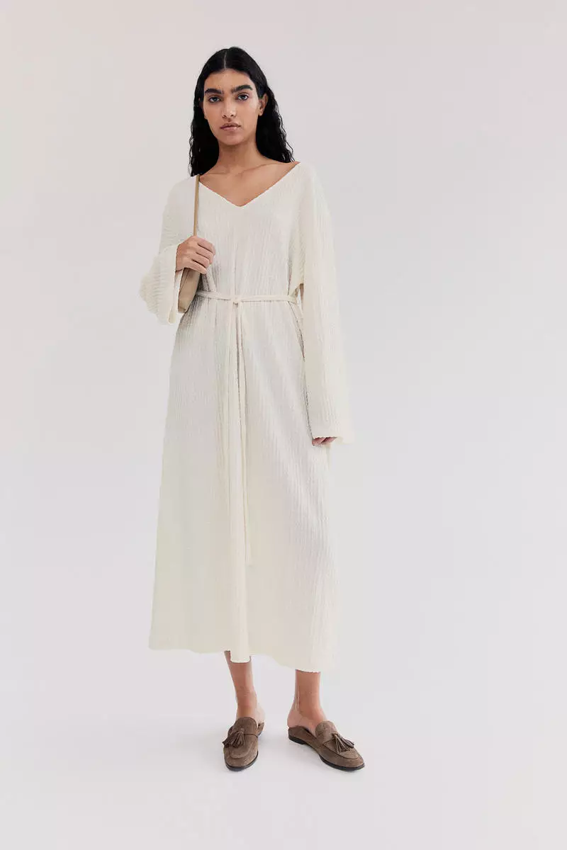 off the shoulder knee length dress Chloe Blue Off The Shoulder Dress S main image 1