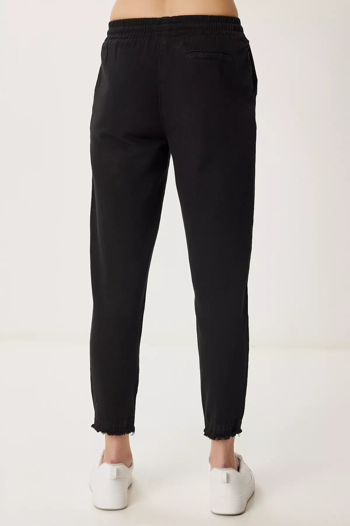 Women's Black Pocket Gabardine Trousers Wf00113