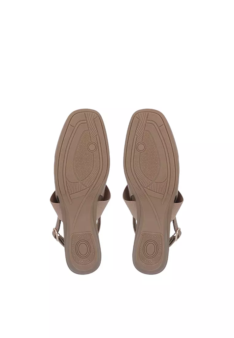Medium Brown Tessa Elastic Slingback Pumps