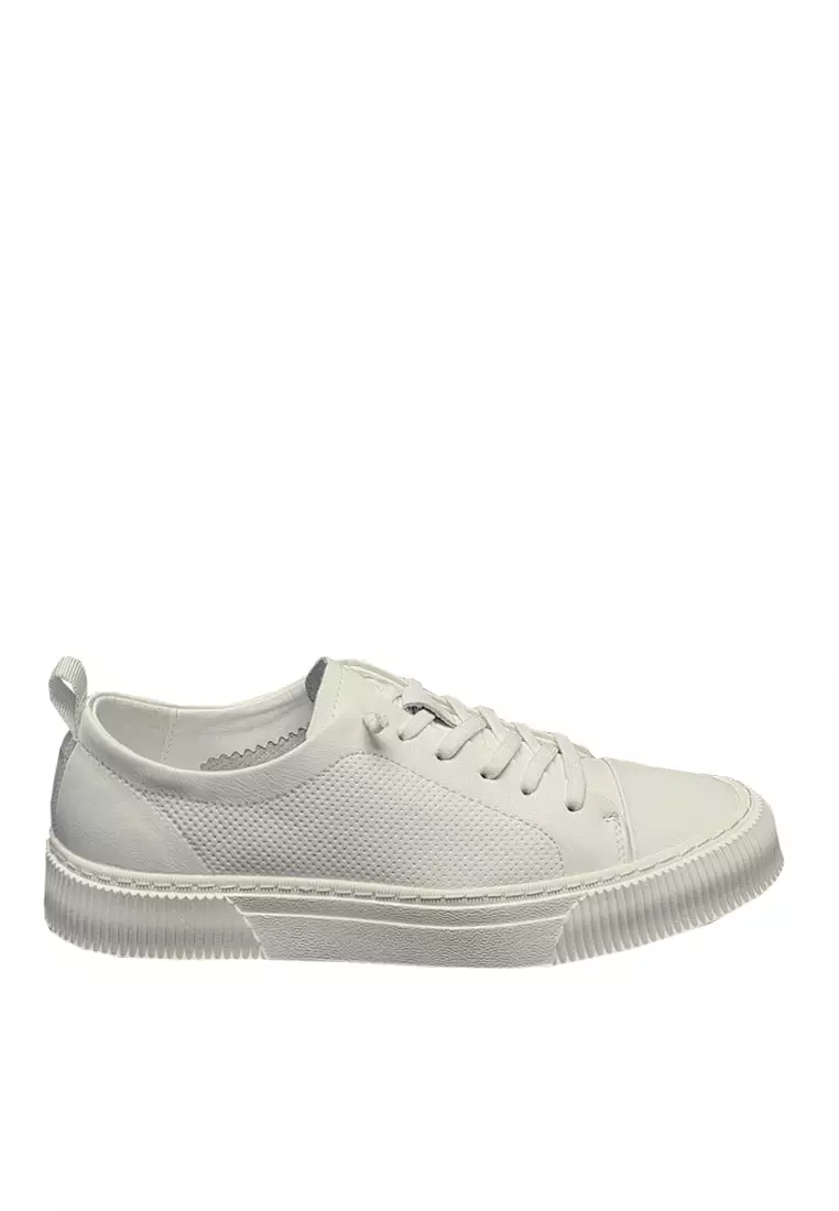 Discount on Twenty Eight Shoes  shoes - SKU: VANSA Fashion Breathable Casual Sneakers VPM-T-20198