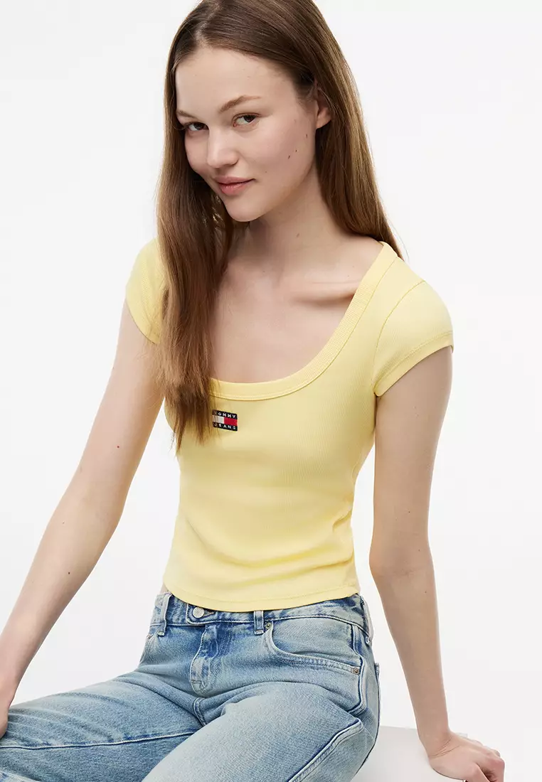 Badge Scoop Neck Slim T-Shirt - Tommy Jeans