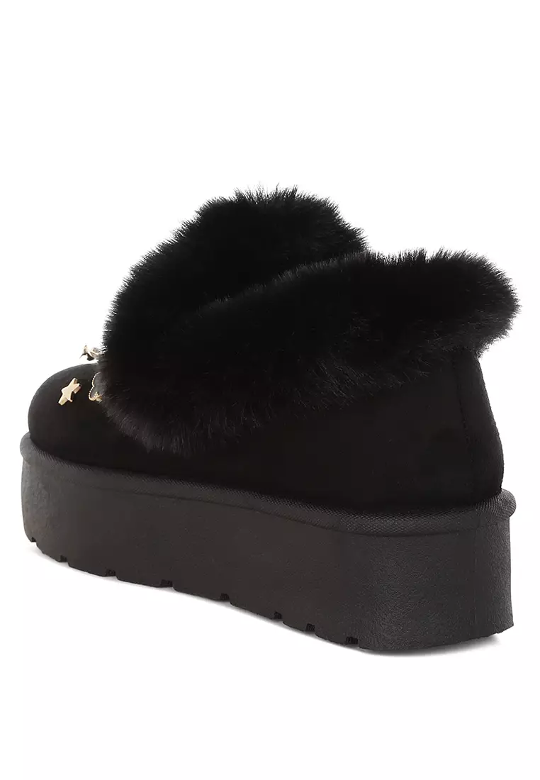 Sepatu bot salju slip on dengan detail menawan dalam warna hitam