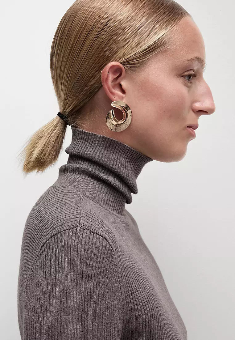 Ribbed Roll Neck Jumper