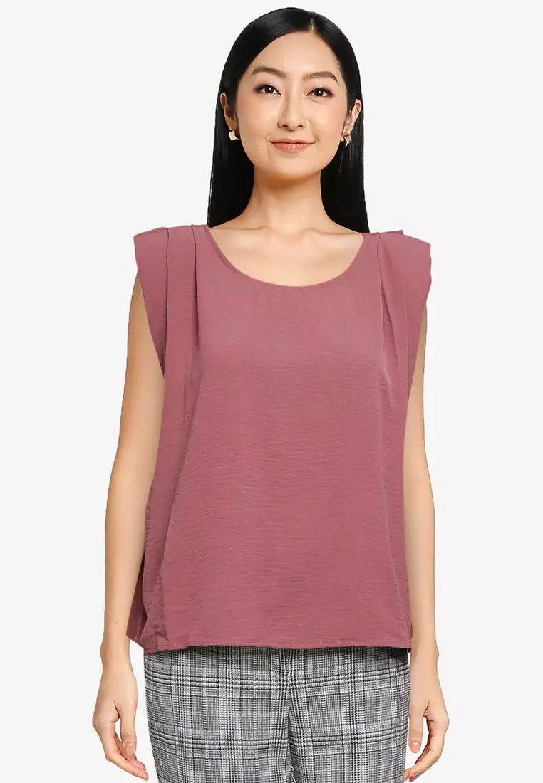 Sleeveless shoulder sales pad top