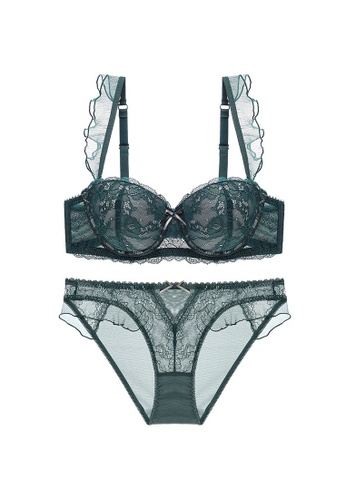 W.Excellence green Premium Green Lace Lingerie Set (Bra and Underwear) B9688USF2314A6GS_1