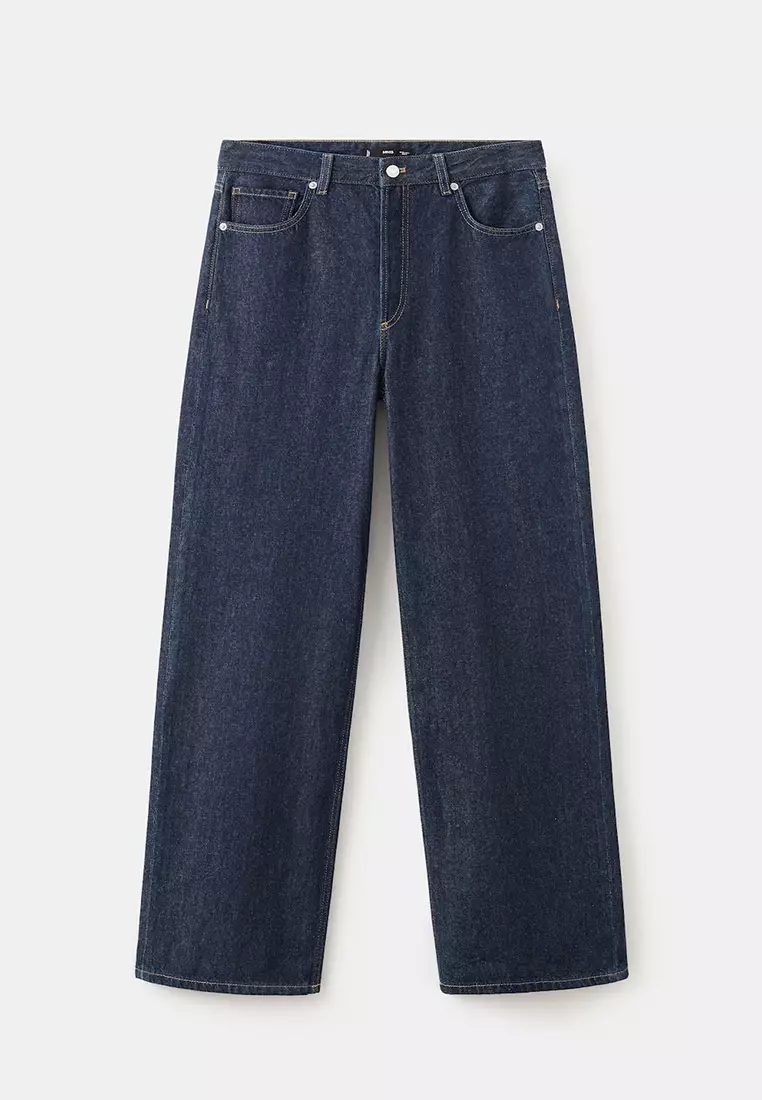 Straight Low-Waist Jeans