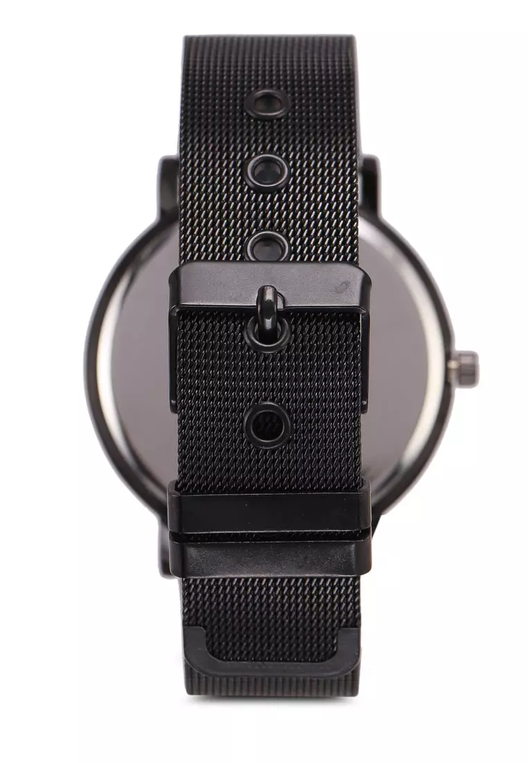 Round Face Black Mesh Strap Watch