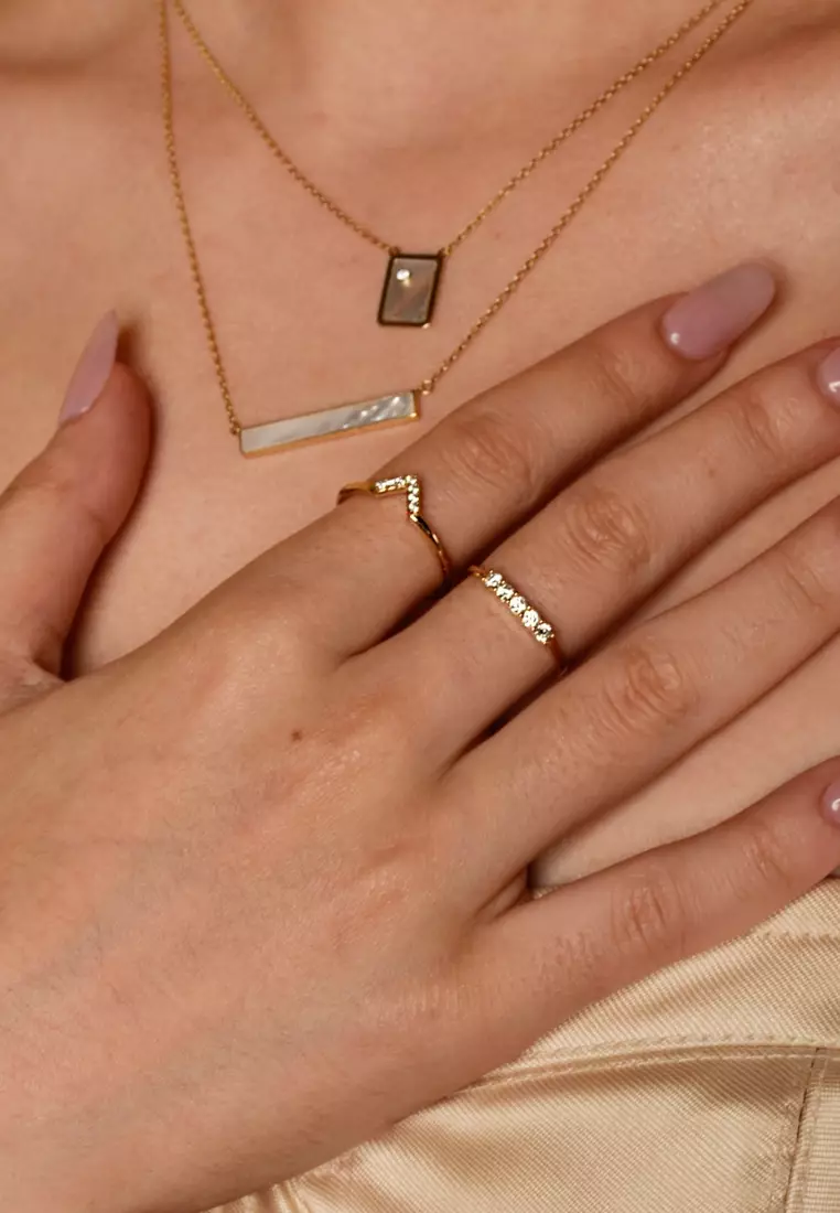 Mother of Pearl Bar Necklace 14k Gold