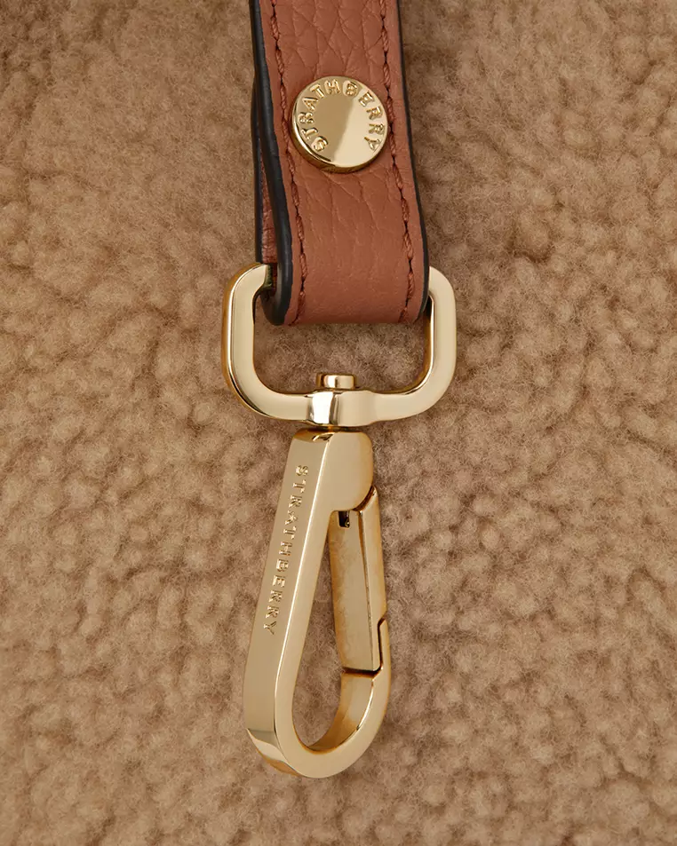 Jual Strathberry Osette - Caramel Teddy Shearling Original 2024 ...