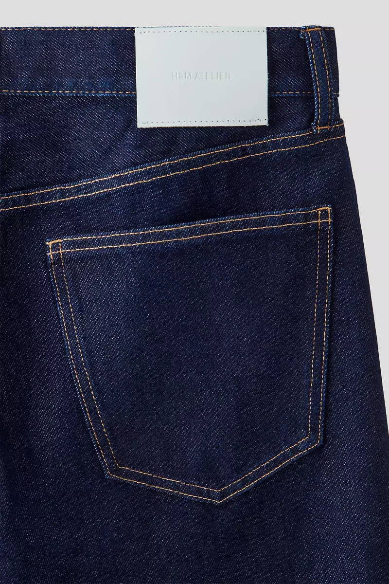 Loose Twisted Jeans