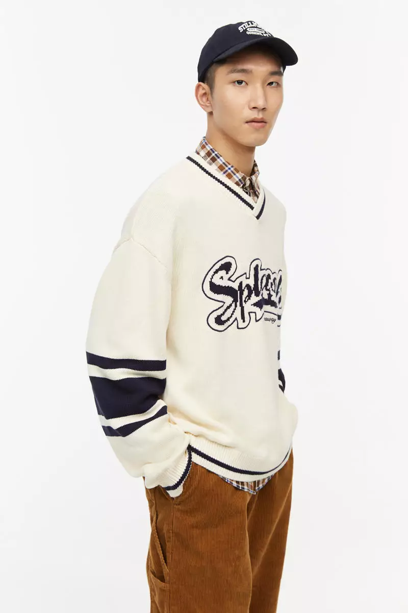 Loose v neck hotsell jumper