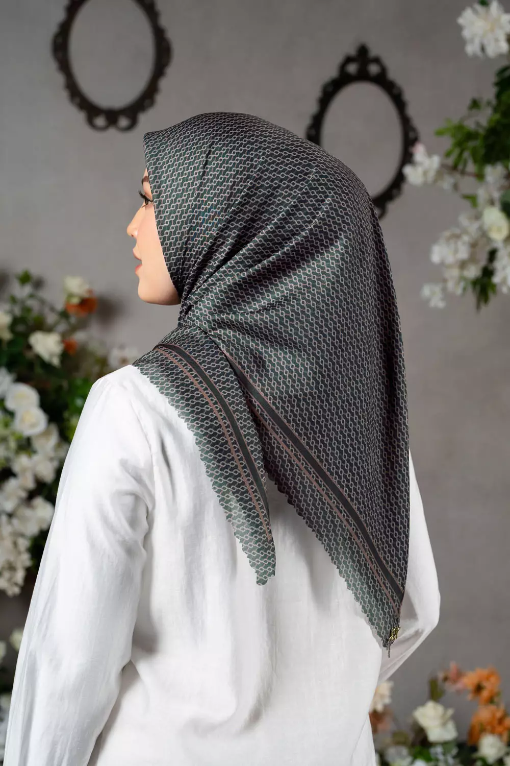 Klamby - Romely Scarf Hijau Cemara