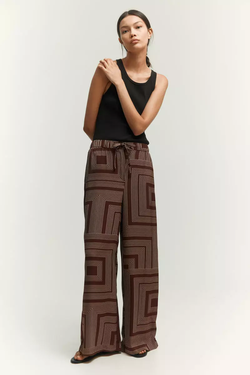 Wide trousers